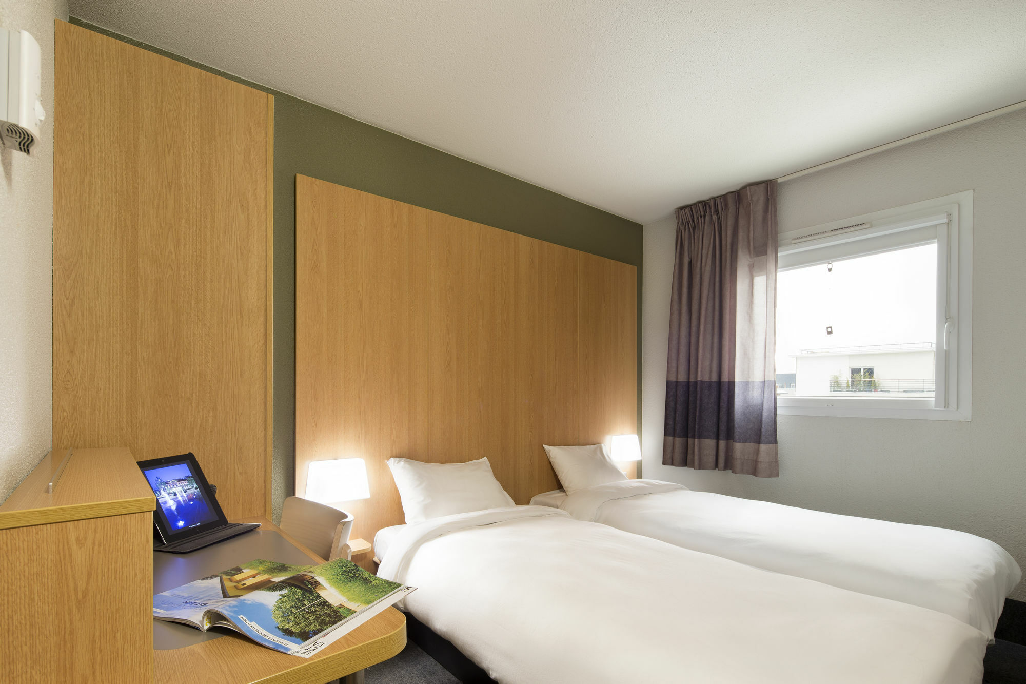 B&B Hotel Montauban Exterior photo